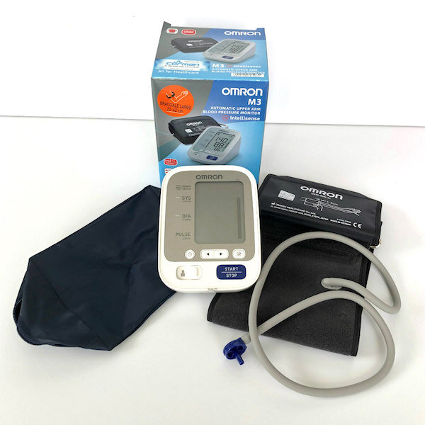 misuratore automatico di pressione arteriosa OMRON M3